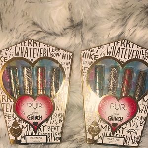 Pur “Grinch” Eyeliner Set